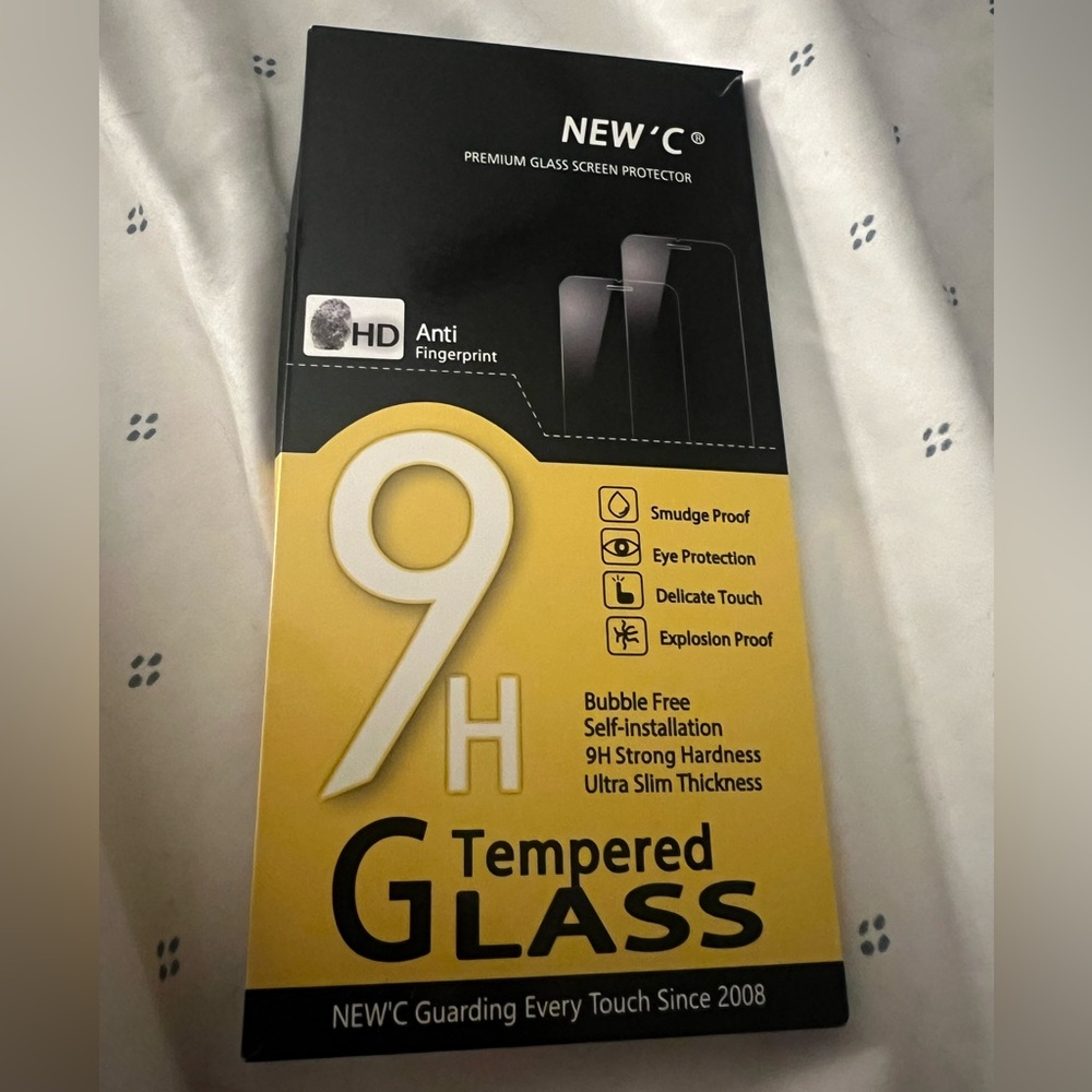 New C iPhone 13/13 Pro (6.1 inches) x 3 Tempered Glass, new in box